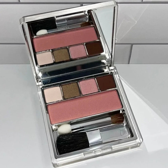 Clinique by Milly Pretty In Prints Palette - Picture 1 of 1